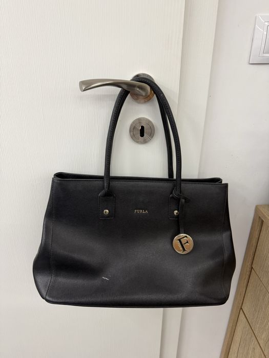 Оригинална Чанта Furla Linda в добро състояние