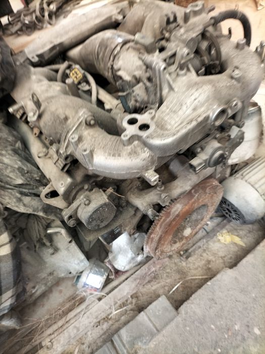 Продам двигатель Сузуки Витара 2.4 л.