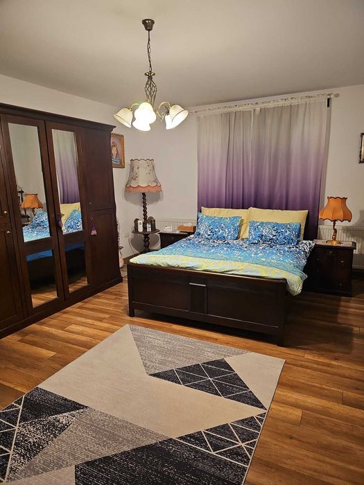 Casa P+1 cu anexe