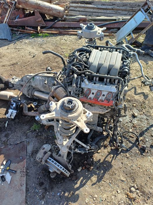 Audi Q5 3.2 FSI на части