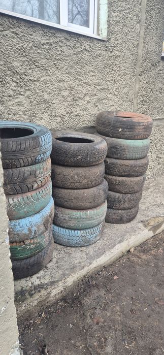 Отдам шины бесплатно