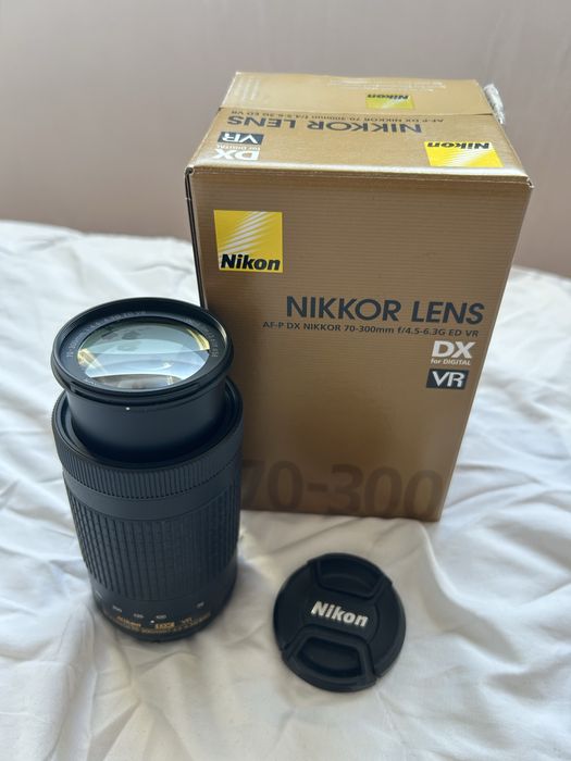 Обектив Nikon AF-P DX Nikkor 70-300mm f / 4.5-6.3G ED VR