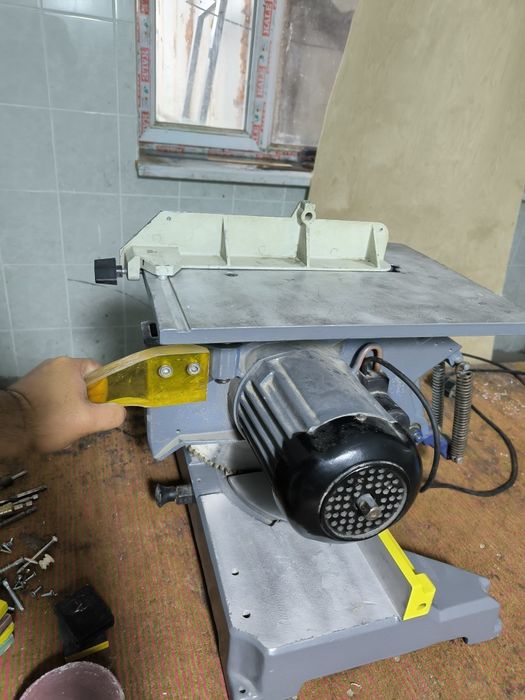 Торцовка углорез турецкий профессиональный.