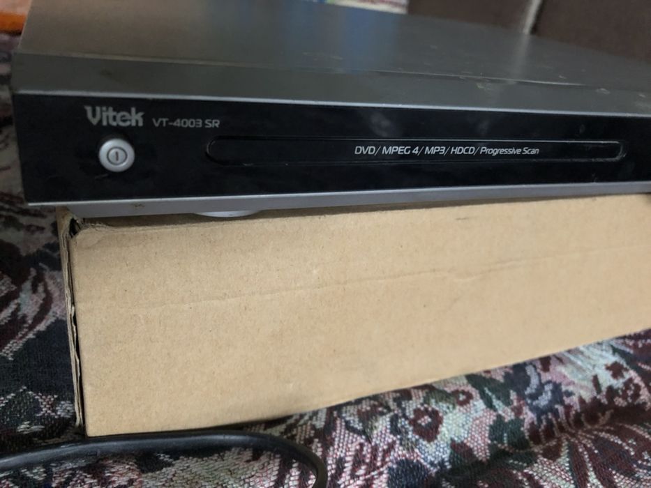 DVD плейер Vitek б/у продам