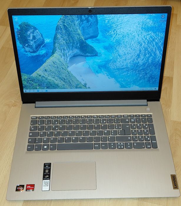 Lenovo Ideapad 3 de 17,3" 8gb ram 256gb ssd