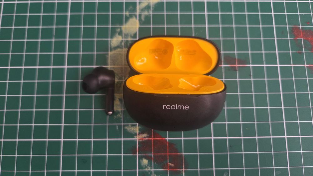 наушники realme Buds T100