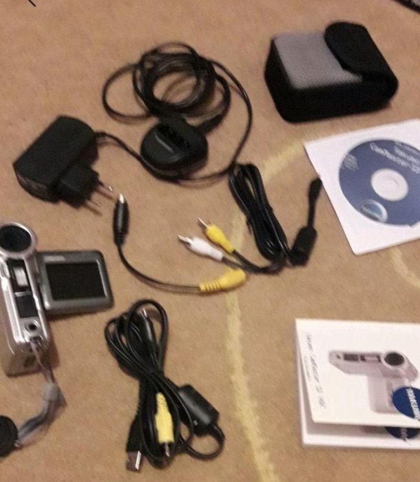 Продам видеокамеру