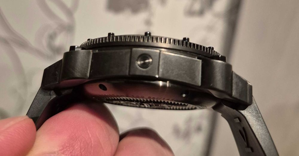 Часовник Hamilton Khaki Navy BelowZero