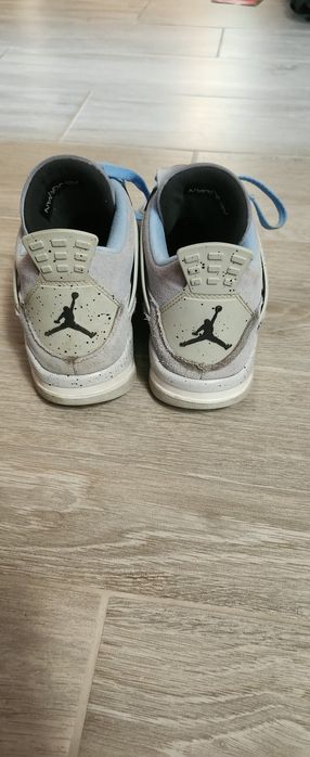 Papuci Air Jordan 4 university blue