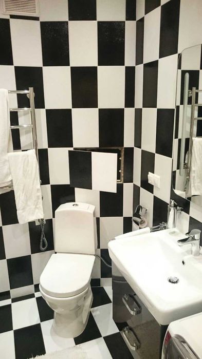 Люк ревизионный стальной под плитку из России