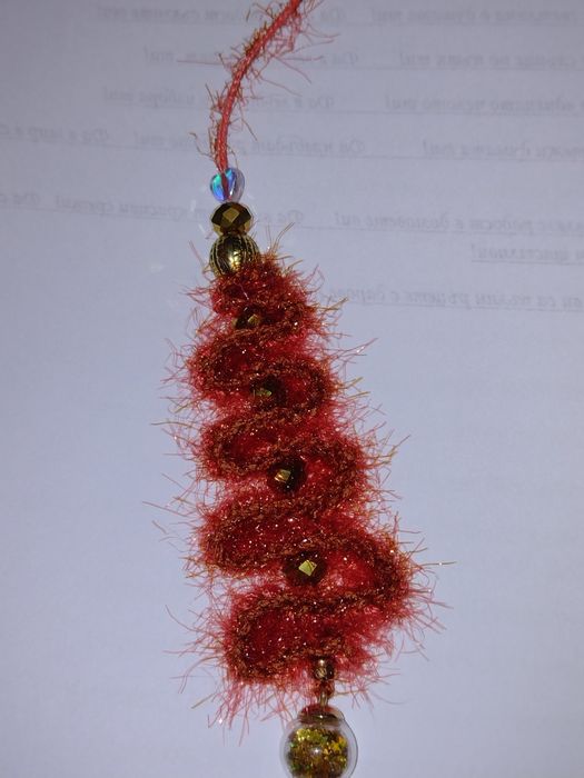 Ръчно направено плетиво вълшебни елхи