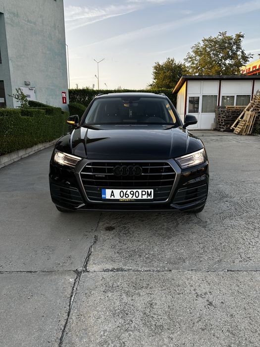 Ауди Q5 2020……………..