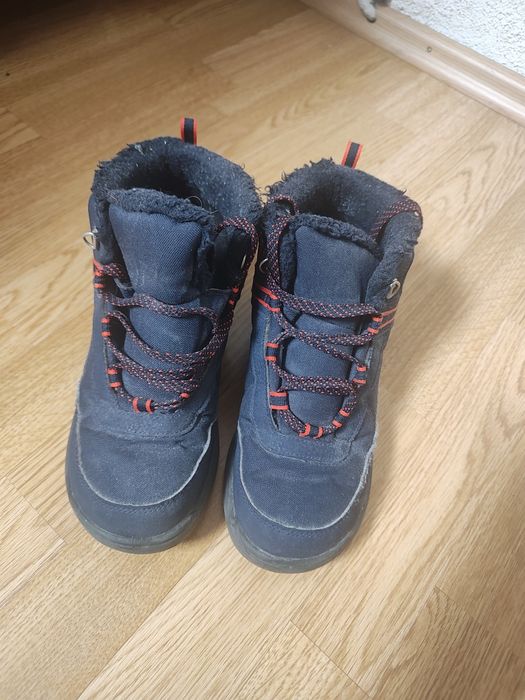 Ghete unisex  mărimea 36