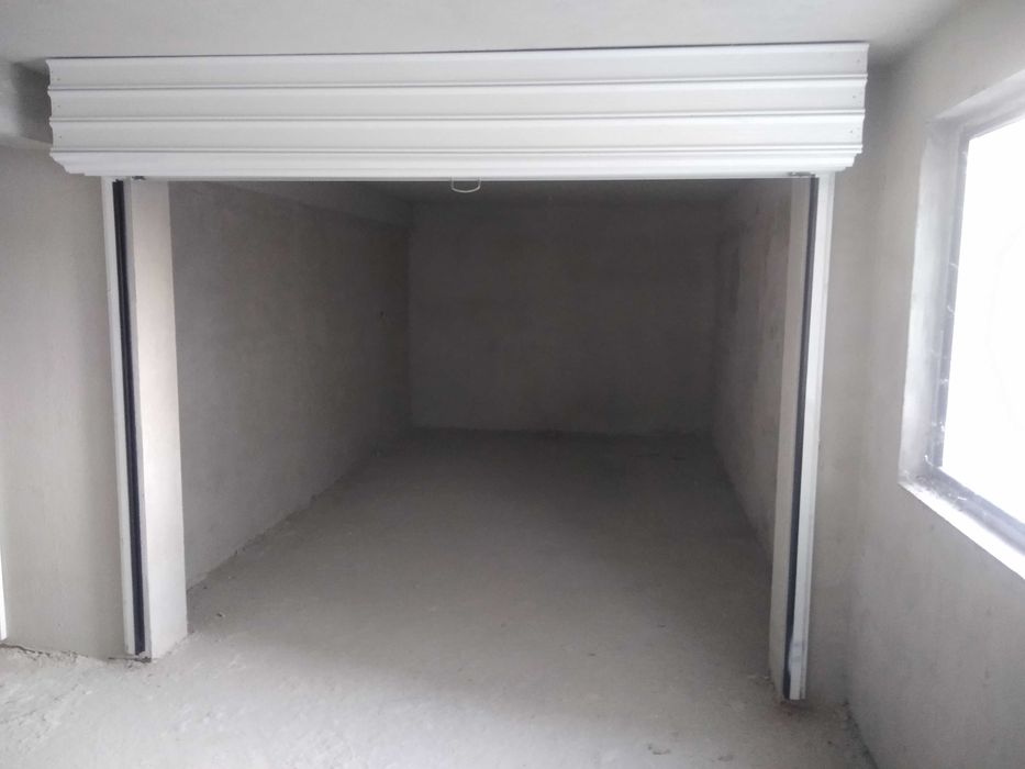 Дава се под наем Гараж / Паркомясто в Кърджали, Възрожденци - 20 кв.м за 51 € - Снимка #1