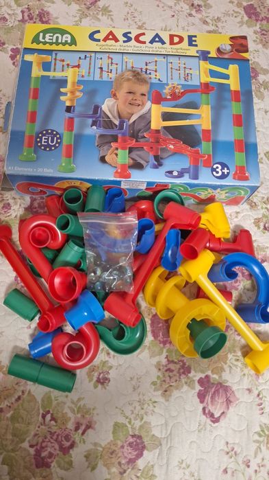 Jucarie construit