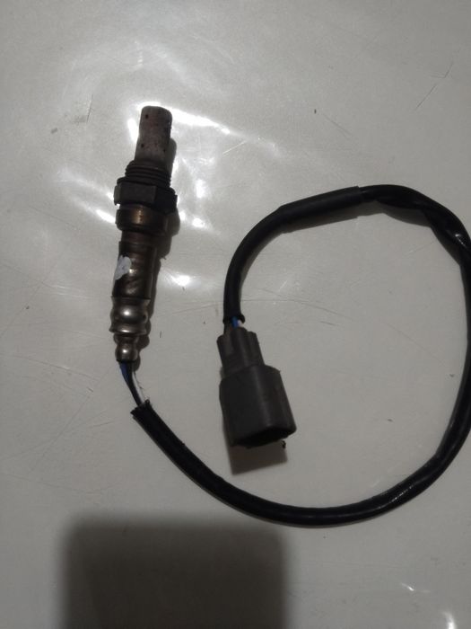 Продам датчик кислорода