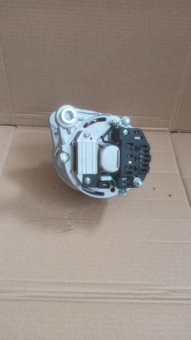 Alternator tractor New Holland 24v , potrivit seriilor:
Serie TK65 TK7