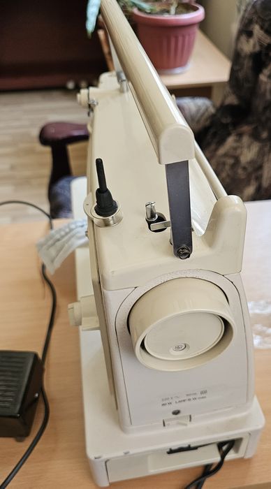 Швейная машинка Finesse 884 - аналог Singer 834