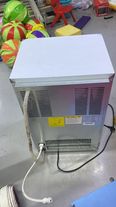 Продам льдогенератор