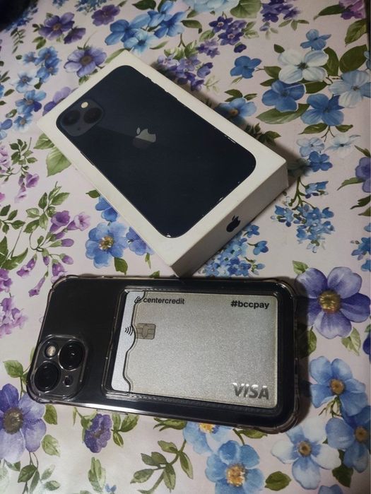 iPhone 13 с гарантией