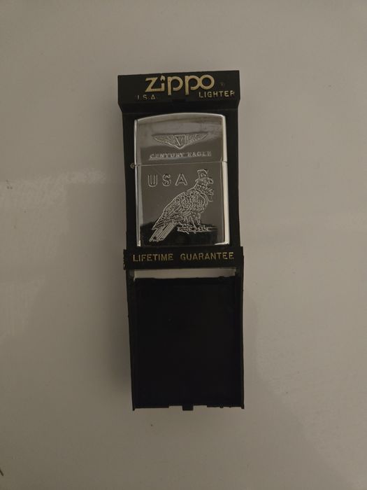 Оригинална запалка Зипо със кутия