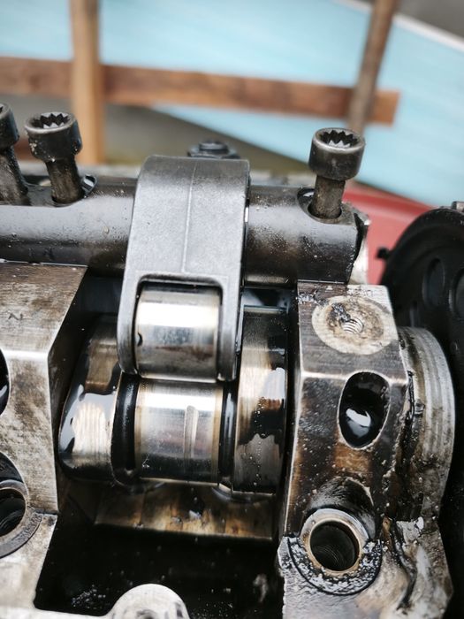 Chiulasa completa  cu ax came vw passat b6(2005-2010) 2.0 TDI