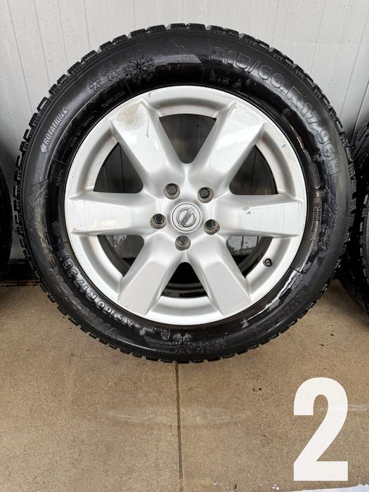 Лети джанти с гуми за Nissan 17 цола