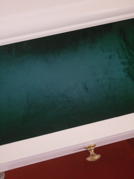 Дамский столик или Консоль