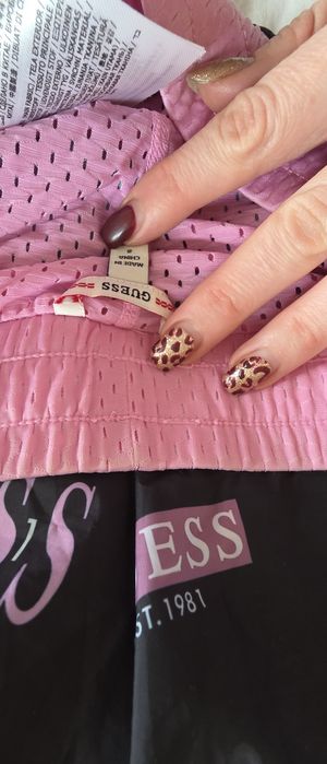 Къси панталони Guess