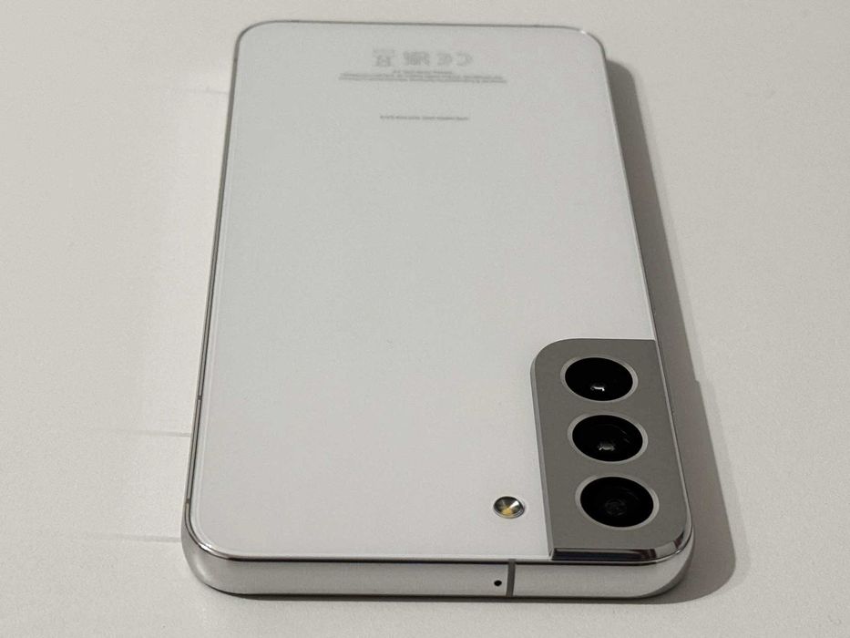 Бартер! Като НОВ! Galaxy S22 Plus Phantom White (Бял)