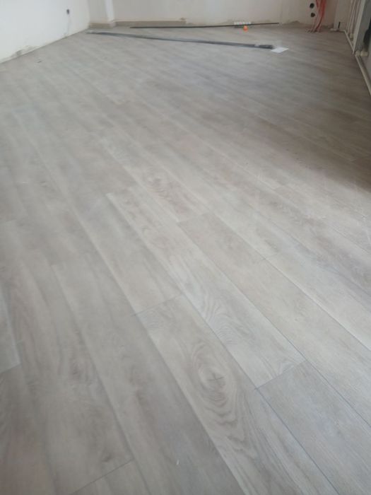 ,sps Laminat teramiz Nalivnoy Pol quyamiz