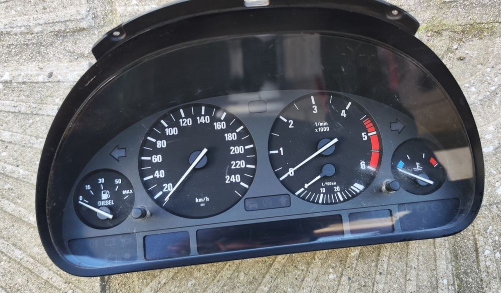 Табло / километраж с голям борд за БМВ х5 е53 дизел