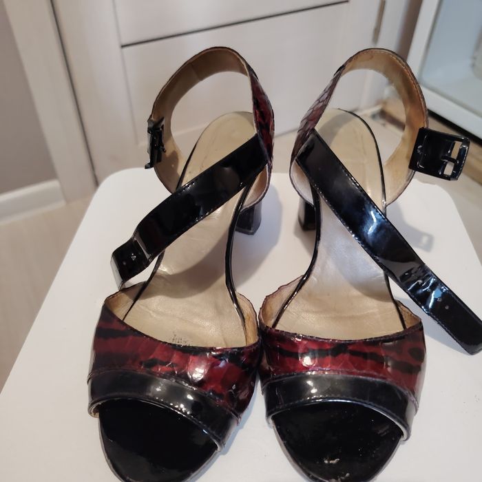 СРОЧНО! Женские туфли!