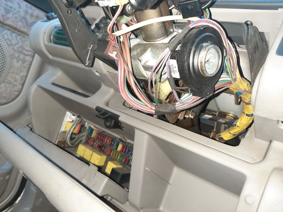 Deblocari auto/chei pierdute- pentru orice marca ș