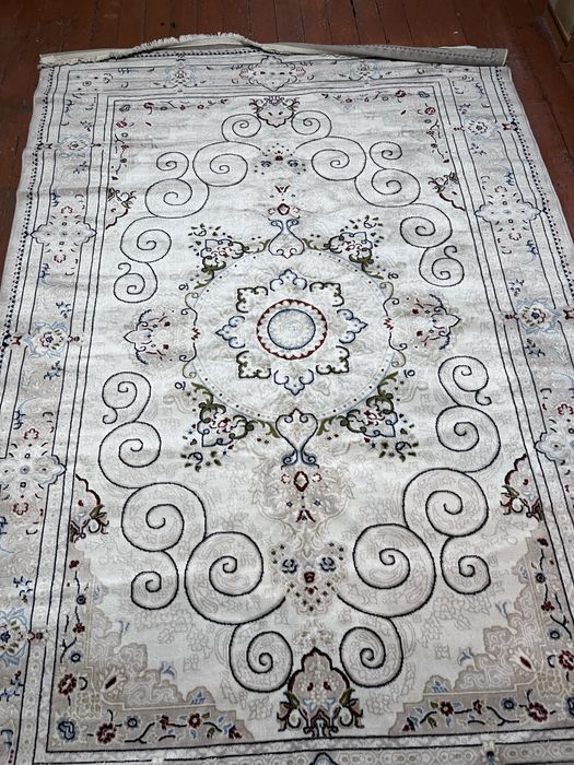 Продаю ковёр.