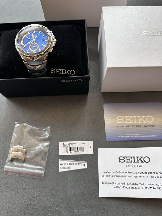 Seiko COUTURA radio sync solar