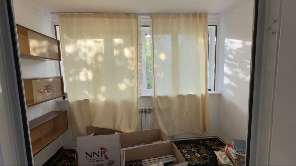 Срочна 2 хонали квартира ижарага берилади Азиз базар