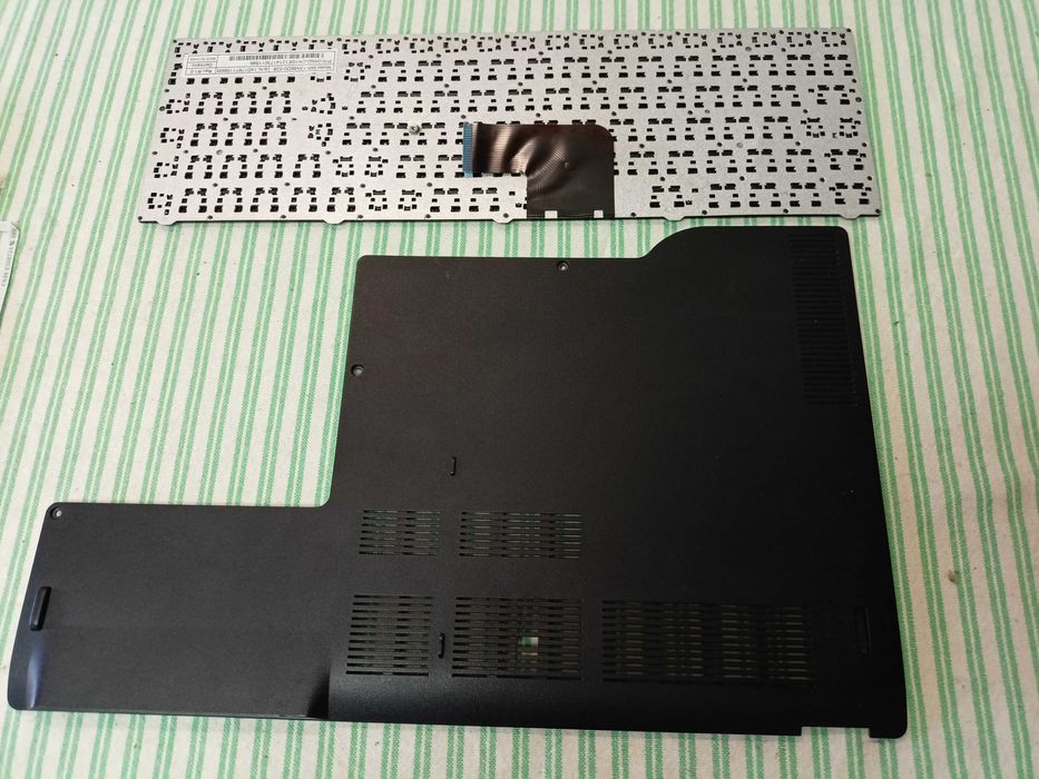 Elemente Medion E6240T E6239