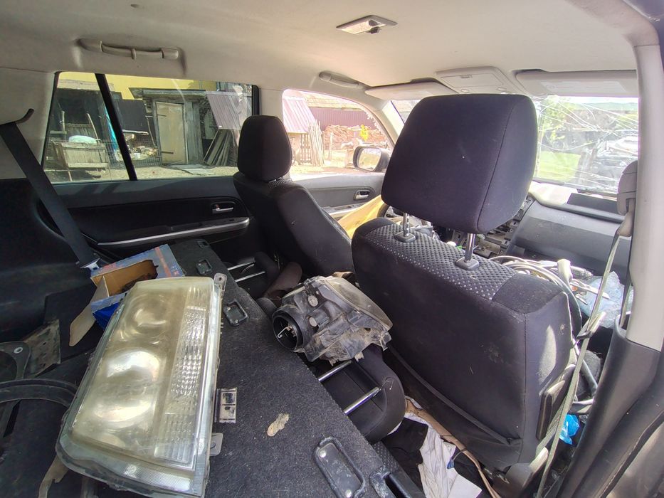 Dezmembrez Suzuki Grand Vitara