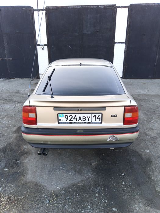 Продам Опель вектра А