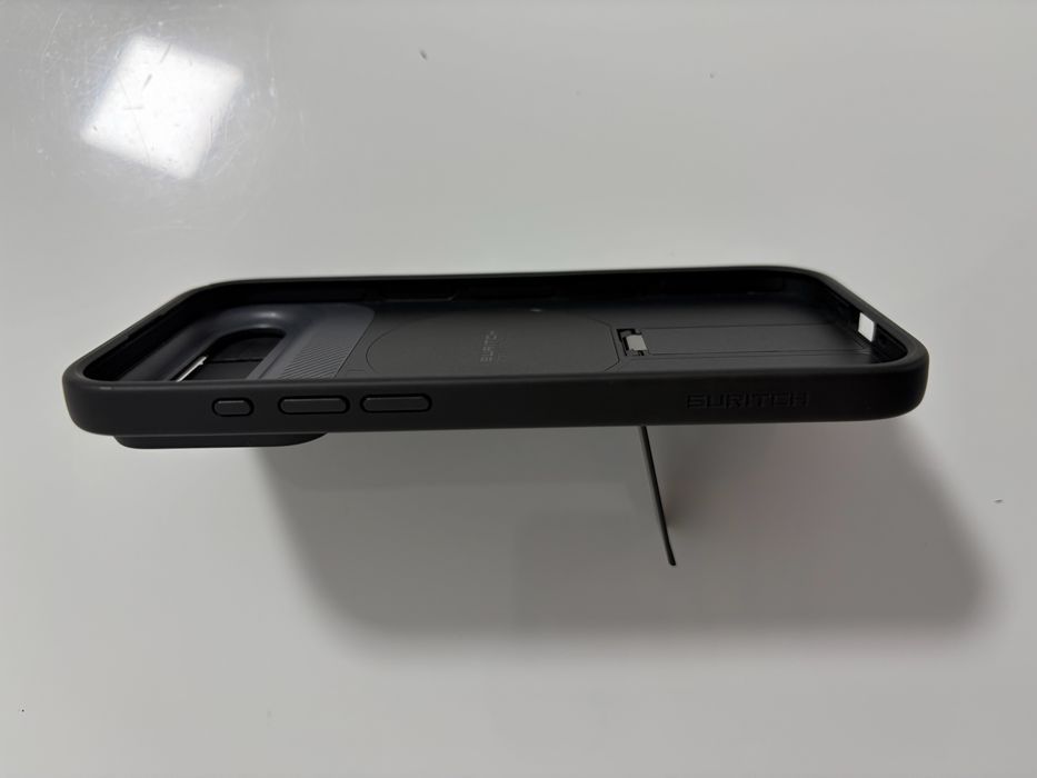 Husa SURITCH iPhone AIR !