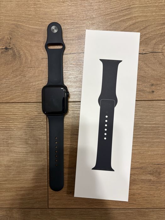 Vand ceas Apple ca nou