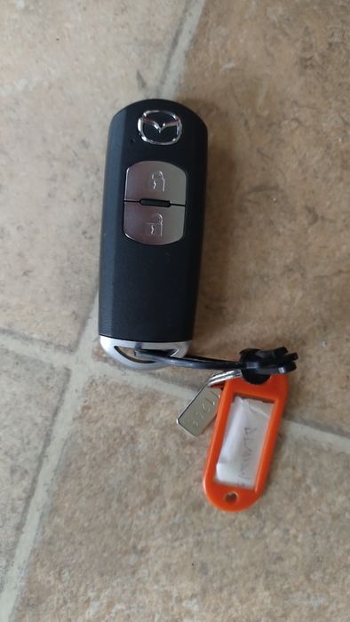 Kliuch za mazda 3