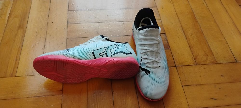 Puma  fotbal Nr.37
