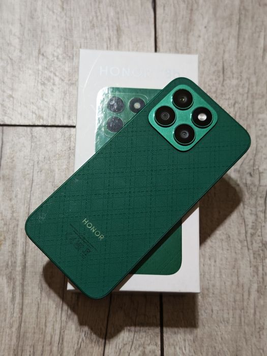 Honor X8b 256 gb Ram 8 полный комплект