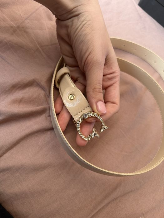 Дамски колан Guess