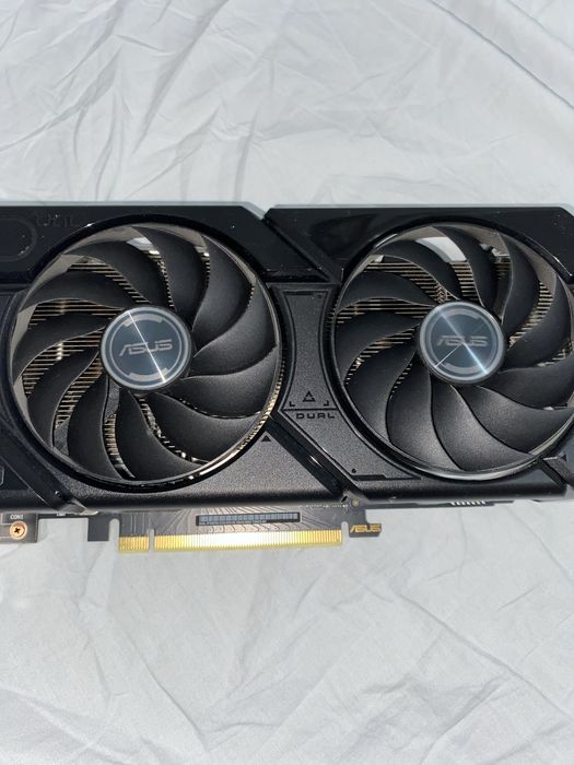Placa Nvidia RTX 4070 Super Dual 12gb ram