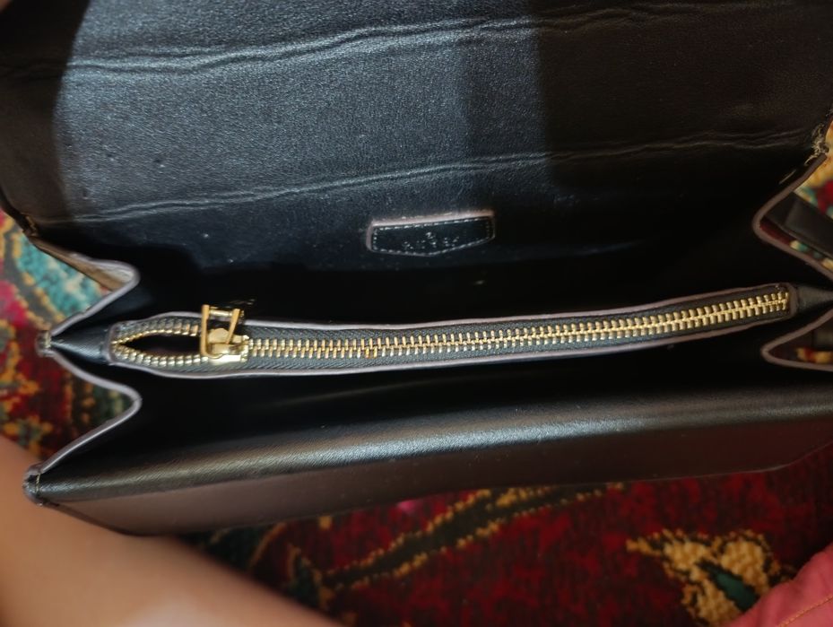 Сумочка  Gucci ×