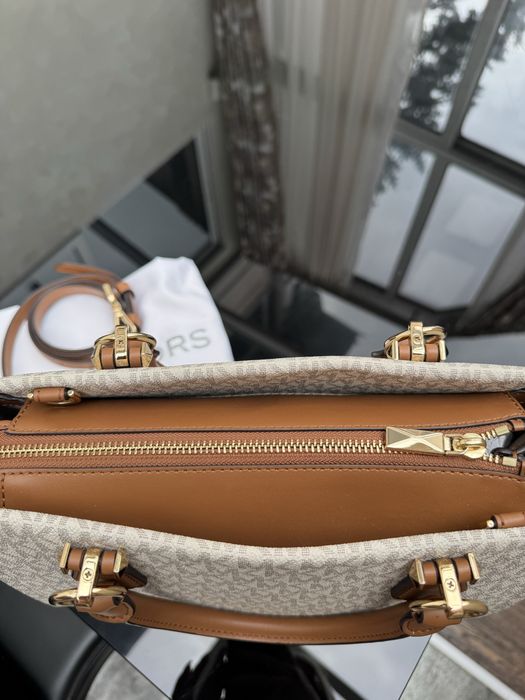 Michael Kors дамска чанта