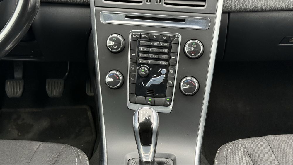 Volvo XC60 D3 08.2014 Unic proprietar de noua